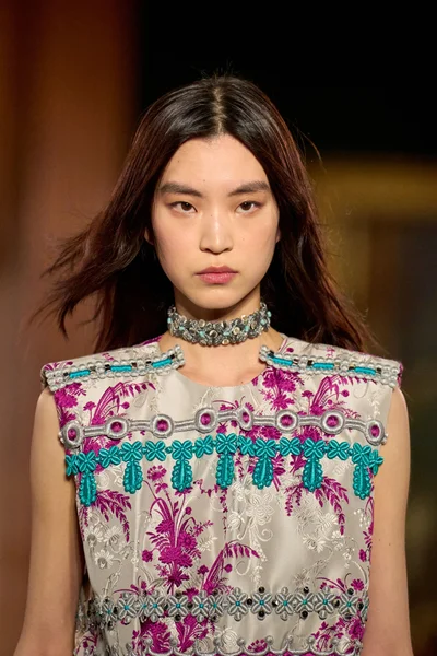 Look 126